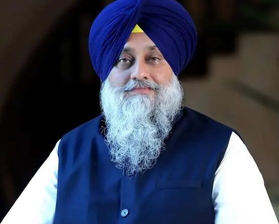 ਸ਼੍ਰੋਮਣੀ ਅਕਾਲੀ ਦਲ ਇੱਕ ਚੌਰਾਹੇ ‘ਤੇ: ਕੀ ਸੁਖਬੀਰ ਬਾਦਲ ਪੰਜਾਬ ਵਿੱਚ ਮੁੜ ਸੁਰਜੀਤੀ ਦੀ ਅਗਵਾਈ ਕਰ ਸਕਦਾ ਹੈ ?