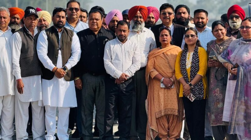 ਬਰਨਾਲਾ ਕਿਸਾਨ ਮਹਾ ਰੈਲੀ ‘ਚ ਰੋਸ ਪ੍ਰਗਟ:ਪੰਜਾਬ ਦੇ ਸਾਬਕਾ ਮੰਤਰੀ ਅਤੇ ਹੋਕੀ ਓਲੰਪਿਅਨ ਪਰਗਟ ਸਿੰਘ ਵੱਲੋਂ ਕੇਂਦਰ ਸਰਕਾਰ ‘ਤੇ  ਹਮਲਾ