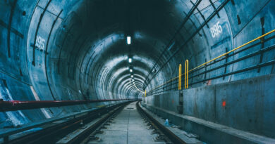 ਅਮਰੀਕਾ ਦੇ ਹੇਠਾਂ ਲੁਕਿਆ ਹੋਇਆ: ਭੂਮੀਗਤ ਸ਼ਹਿਰਾਂ ਦਾ ਗੁਪਤ ਸੰਸਾਰ