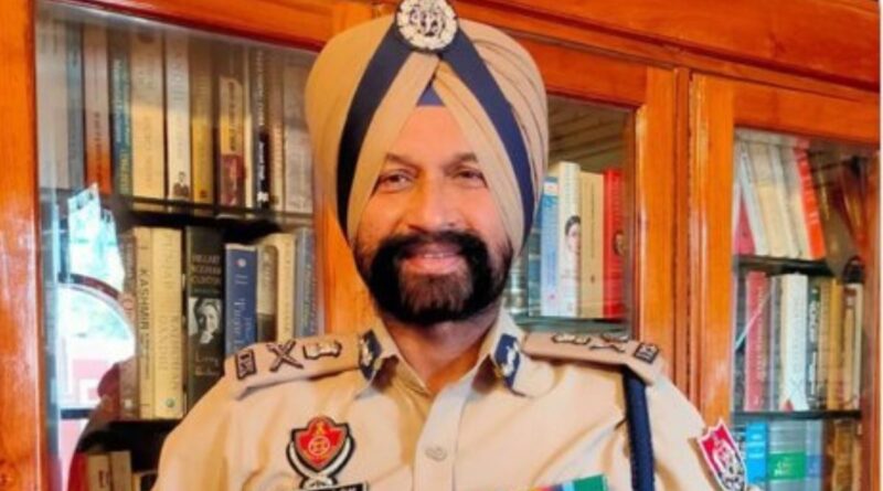 ਏਡੀਜੀਪੀ ਤੋਂ ਕਾਰਕੁਨ ਤੱਕ: ਗੁਰਿੰਦਰ ਸਿੰਘ ਢਿੱਲੋਂ ਆਈਪੀਐਸ ਲੋਕਾਂ ਦੇ ਹਿੱਤਾਂ ਲਈ ਵਰਦੀ ਦਾ ਵਪਾਰ ਕਰਦੇ ਹਨ