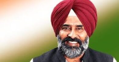 ਜਨਤਕ ਗਿਰਾਵਟ ਤੋਂ ਲਾਭ ਉਠਾ ਰਹੇ ਨਿੱਜੀ ਅਦਾਰੇ-ਸਤਨਾਮ ਸਿੰਘ ਚਾਹਲ