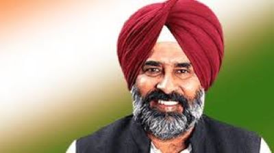 ਜਨਤਕ ਗਿਰਾਵਟ ਤੋਂ ਲਾਭ ਉਠਾ ਰਹੇ ਨਿੱਜੀ ਅਦਾਰੇ-ਸਤਨਾਮ ਸਿੰਘ ਚਾਹਲ