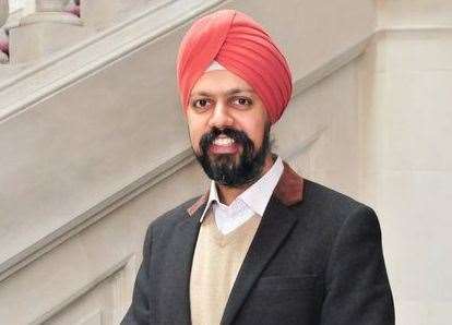 ਜੌਨ ਹੀਲੀ ਦੇ ਅਸਤੀਫ਼ੇ ਤੋਂ ਬਾਅਦ ਰੱਖਿਆ ਫੰਡਿੰਗ ‘ਤੇ  ਸੰਸਦ ਮੈਂਬਰ ਤਨਮਨਜੀਤ ਸਿੰਘ ਢੇਸੀ ਨੇ ਚਿੰਤਾ ਪ੍ਰਗਟਾਈ